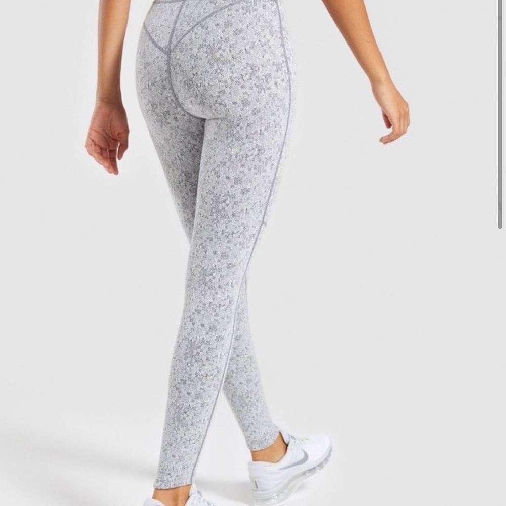 Gymshark leggings - Picture 2 of 6